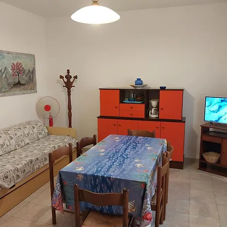 דירה Flavia Flats ביביונה